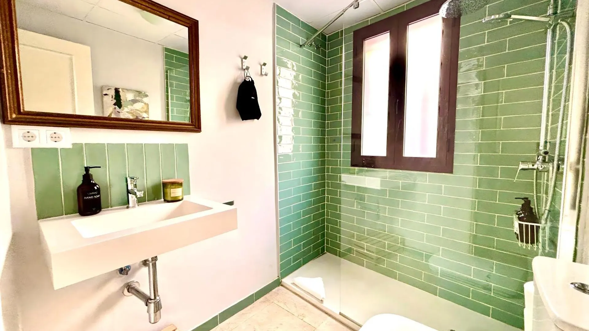Eva Recommends Campana Daire Sevilla 0*,  İspanya